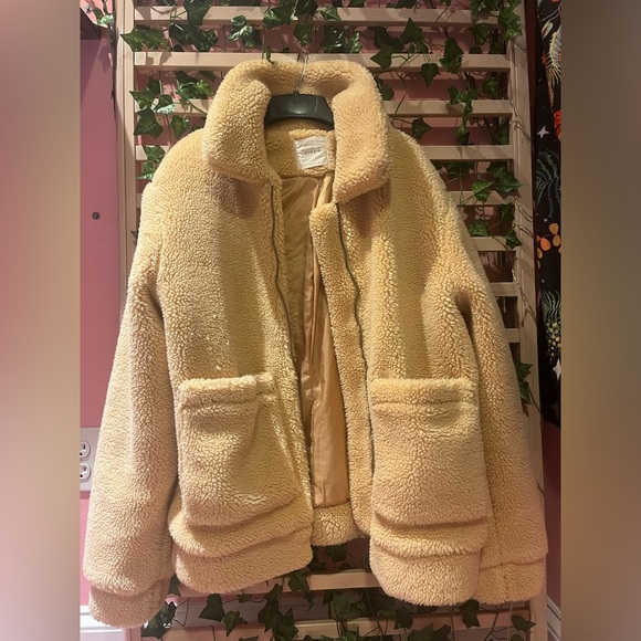 Elodie Teddy Jacket - Picture 2 of 4